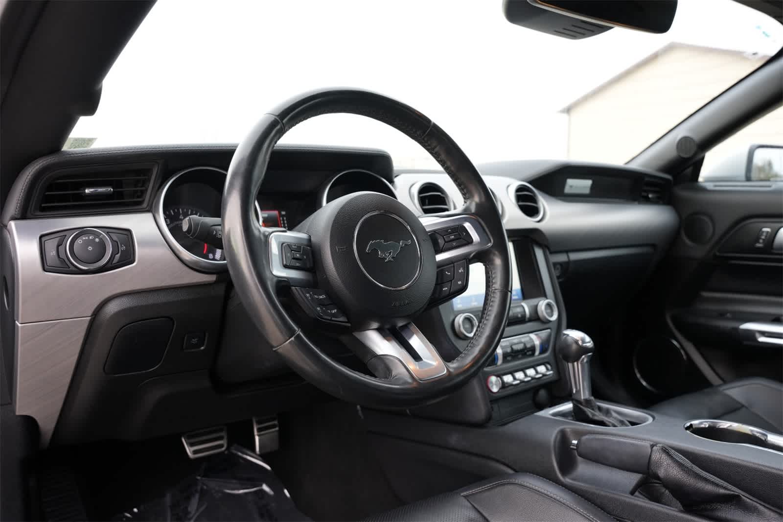 2022 Ford Mustang EcoBoost Premium