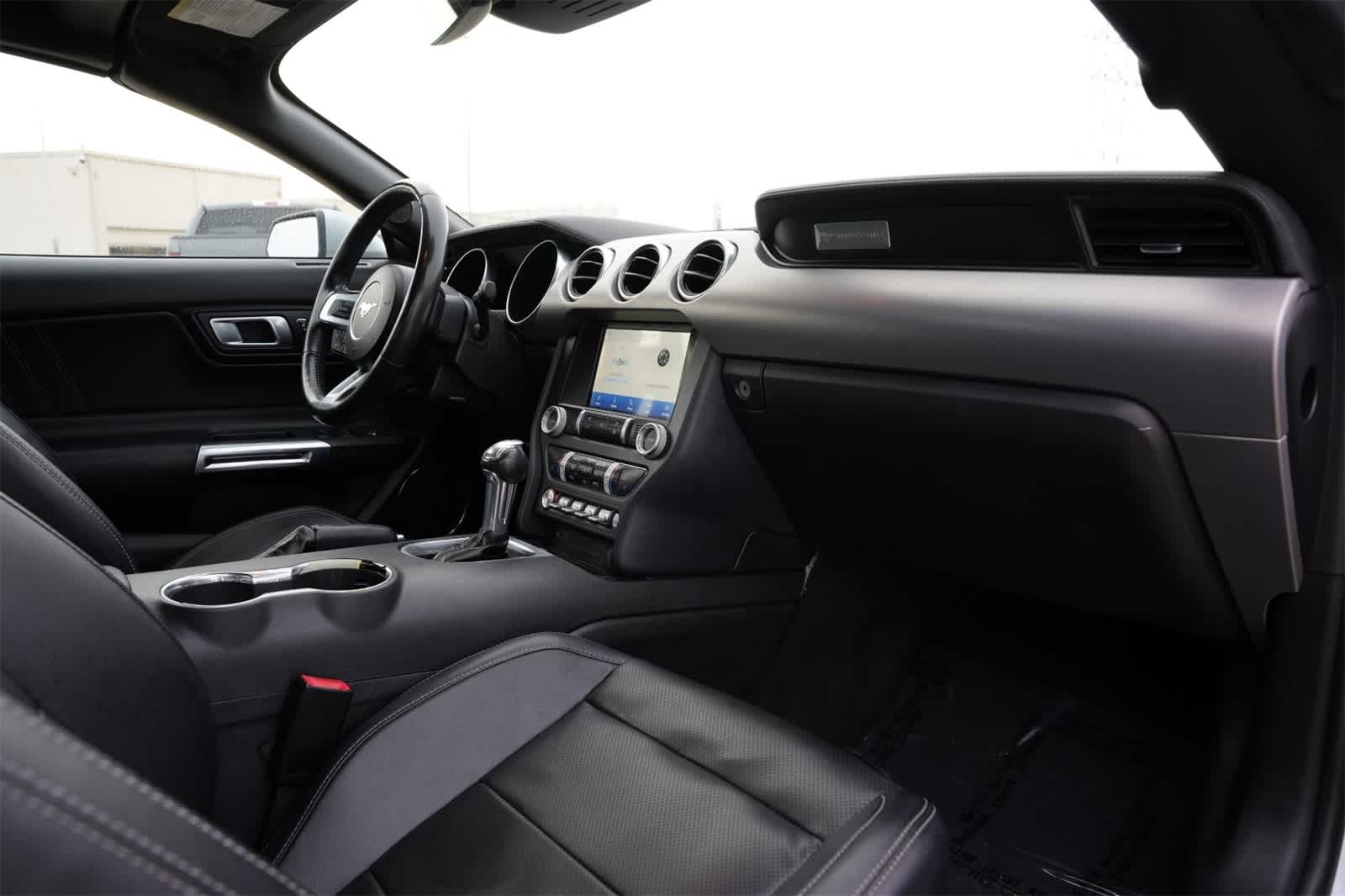 2022 Ford Mustang EcoBoost Premium