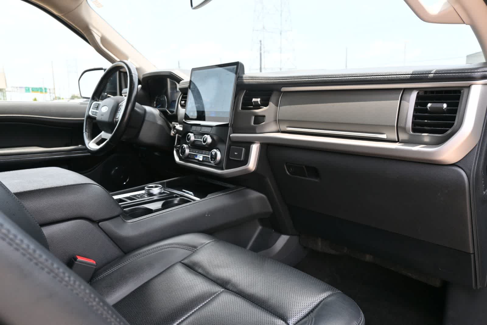 2022 Ford Expedition XLT
