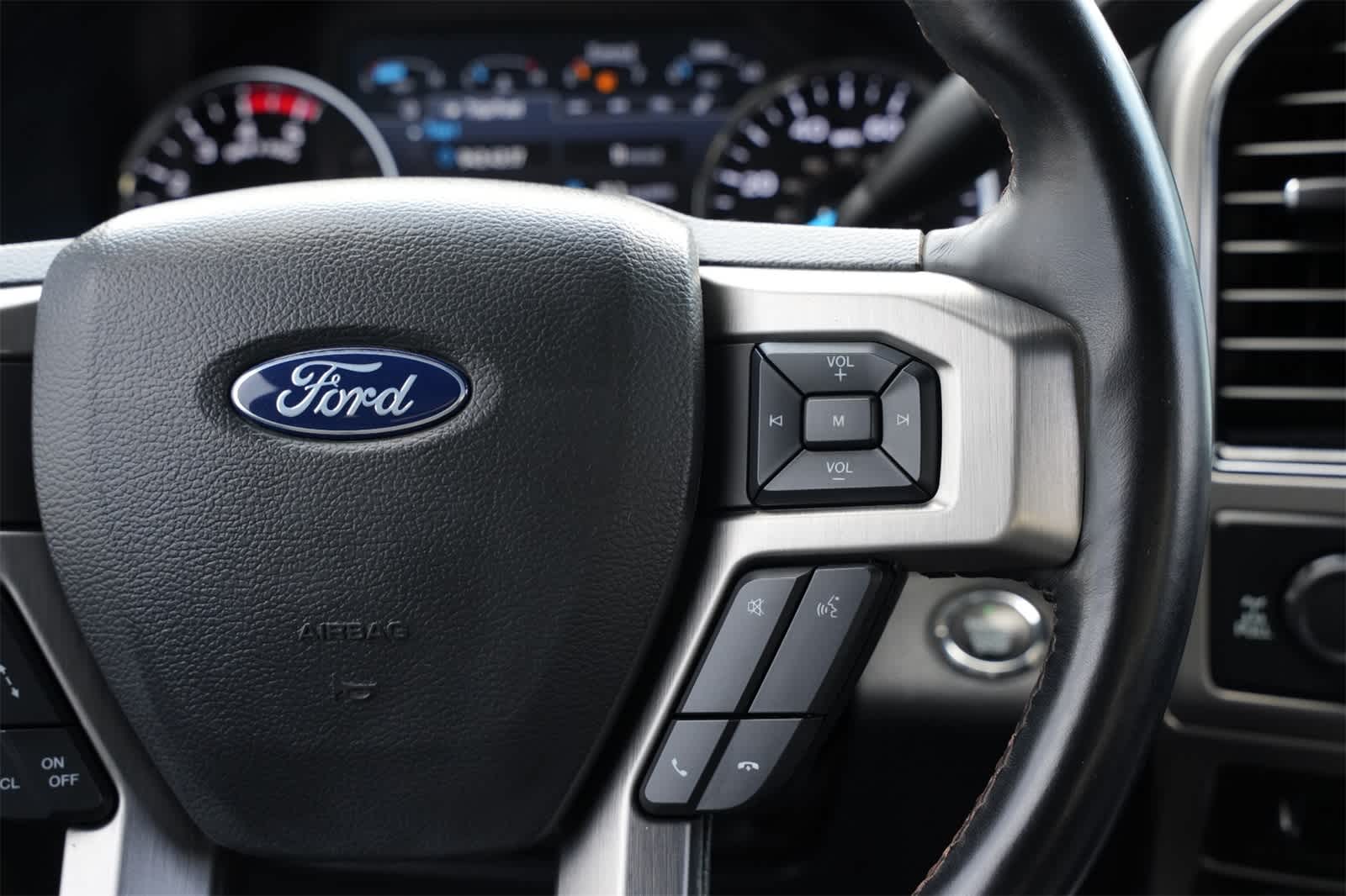 2022 Ford Super Duty F-250 SRW Platinum