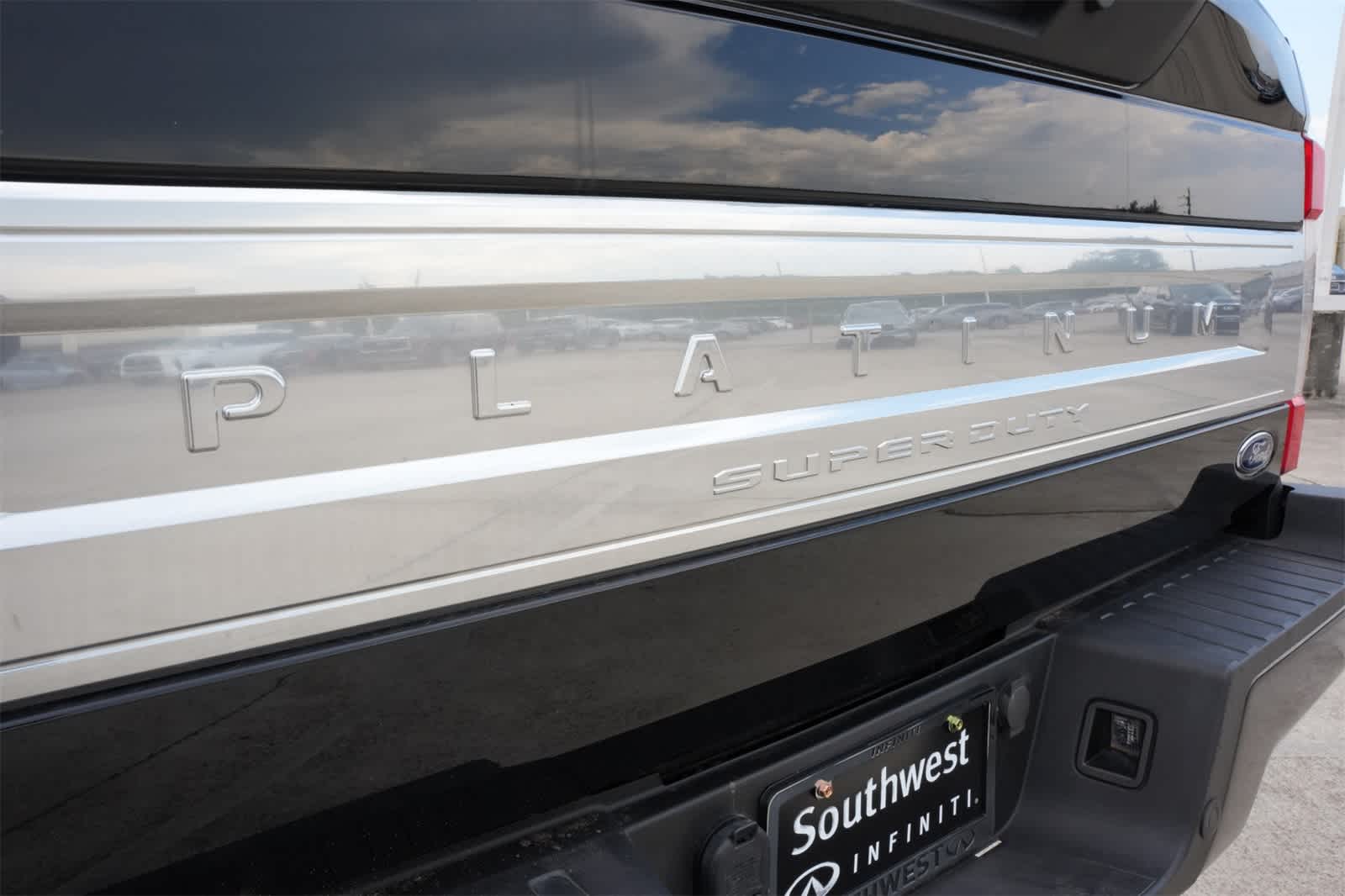 2022 Ford Super Duty F-250 SRW Platinum