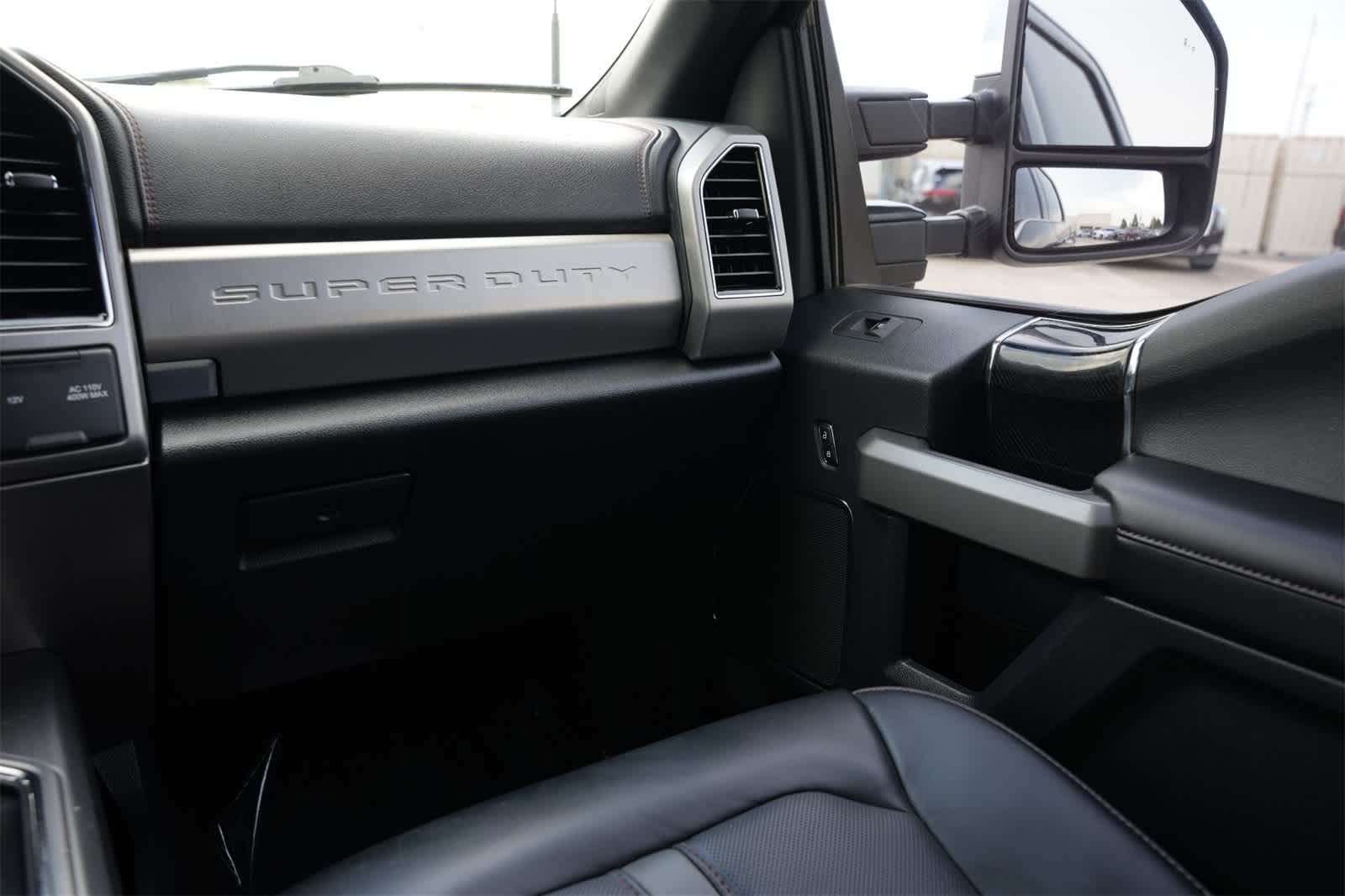 2022 Ford Super Duty F-250 SRW Platinum