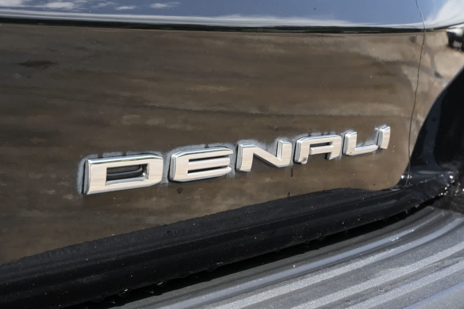 2023 GMC Yukon Denali Denali