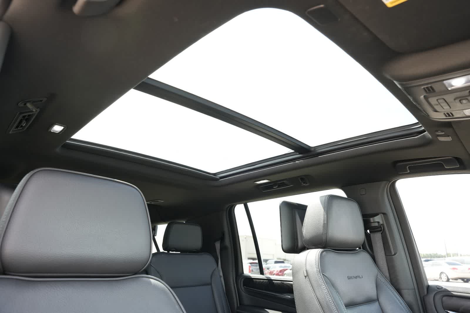 2023 GMC Yukon Denali Denali