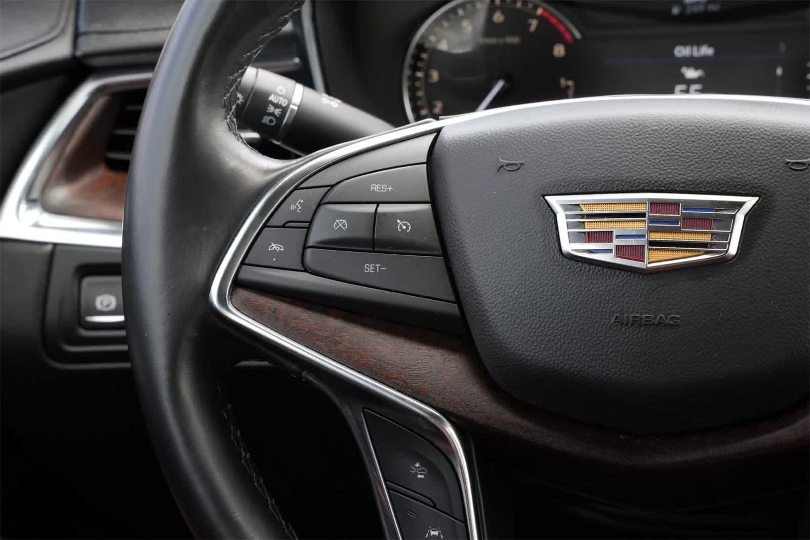 2020 Cadillac XT5 Premium Luxury FWD