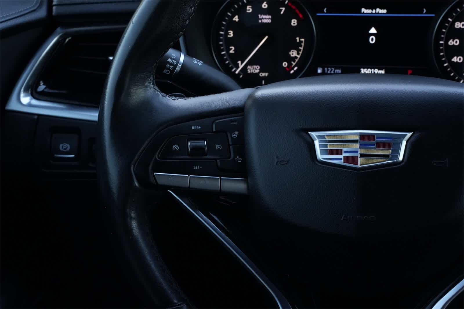 2022 Cadillac XT6 Premium Luxury