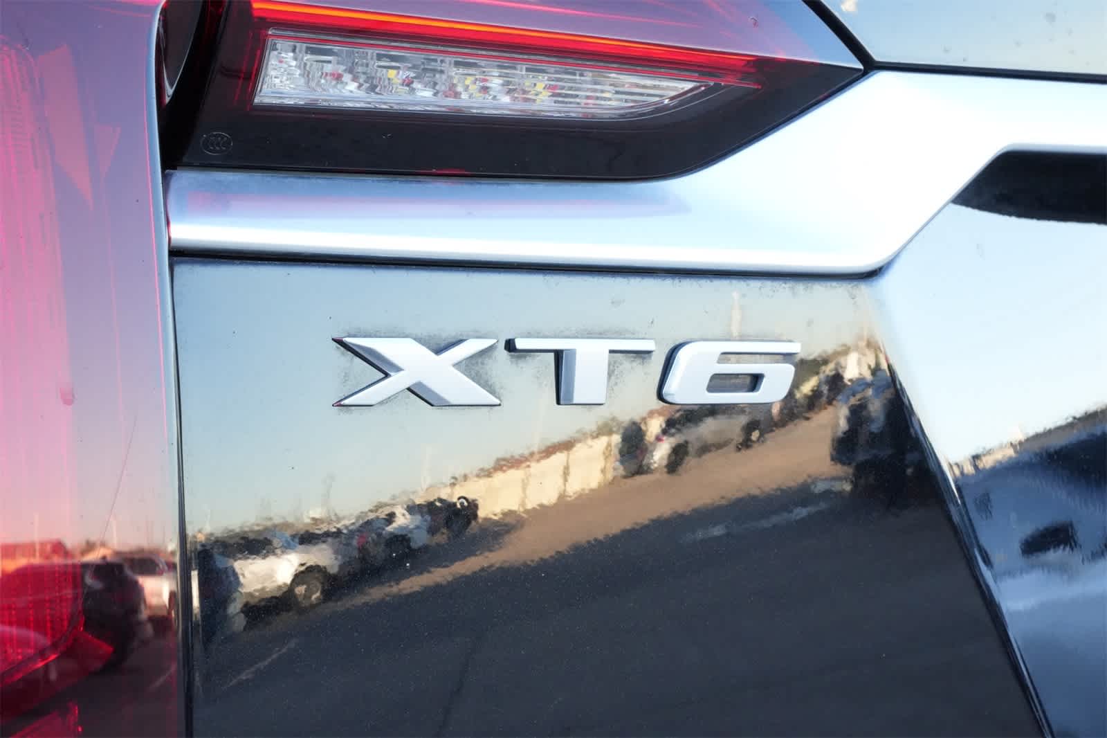 2022 Cadillac XT6 Premium Luxury