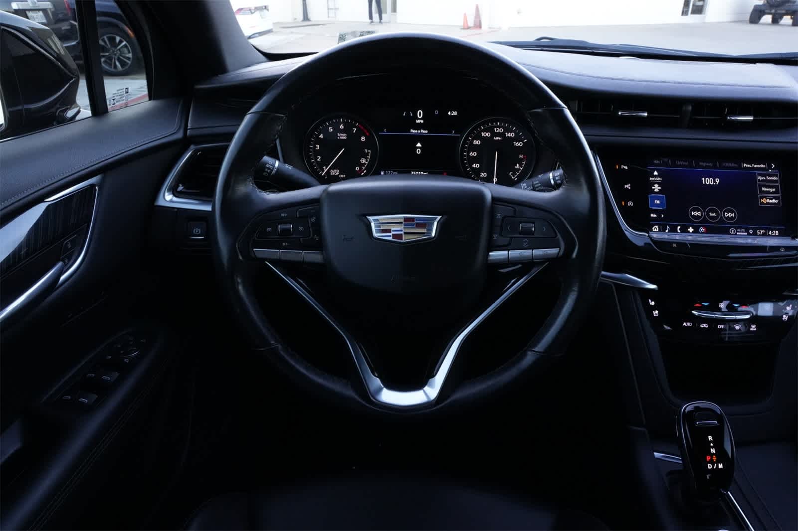 2022 Cadillac XT6 Premium Luxury