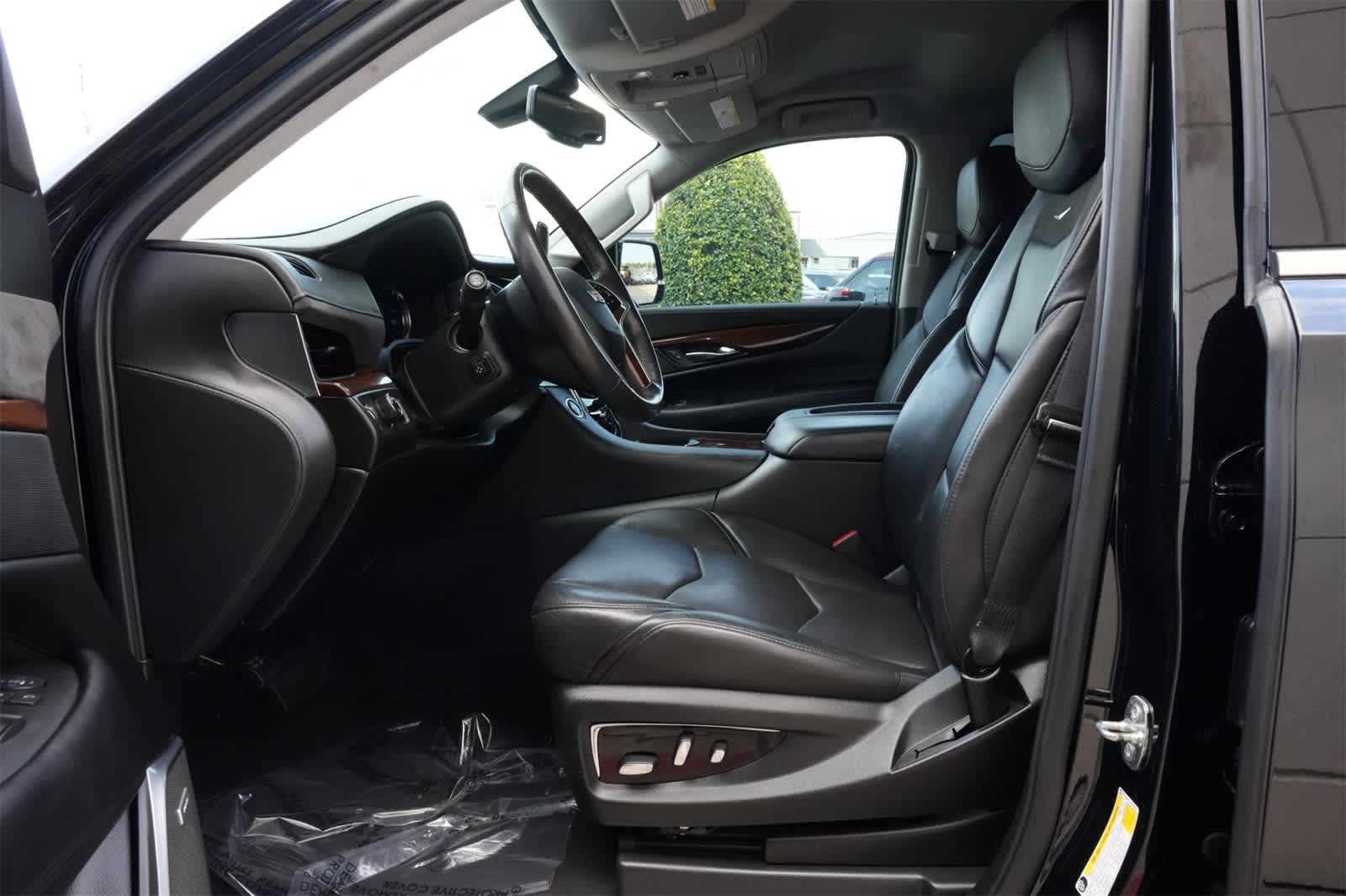 2020 Cadillac Escalade 2WD 4dr