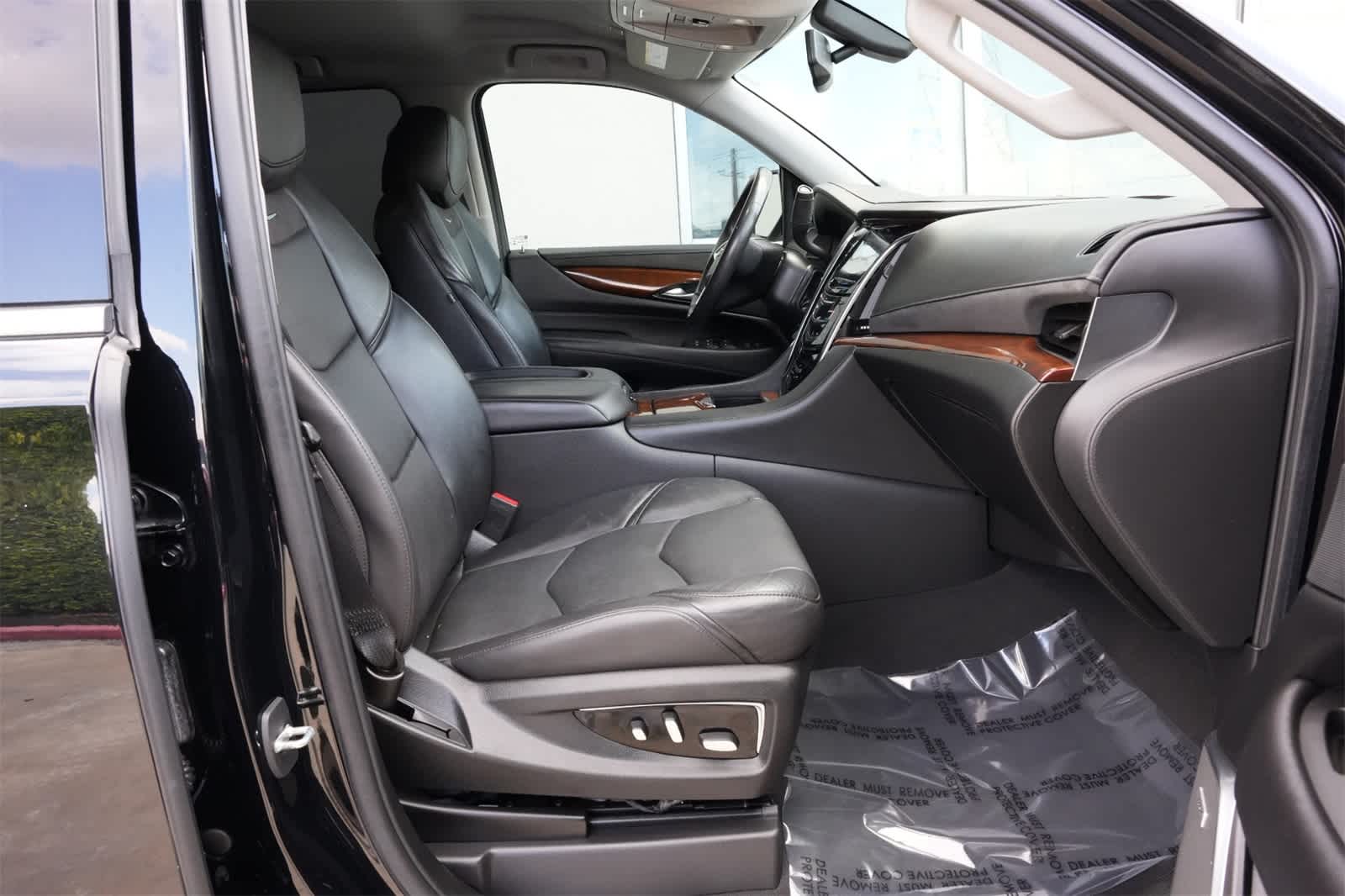 2020 Cadillac Escalade 2WD 4dr