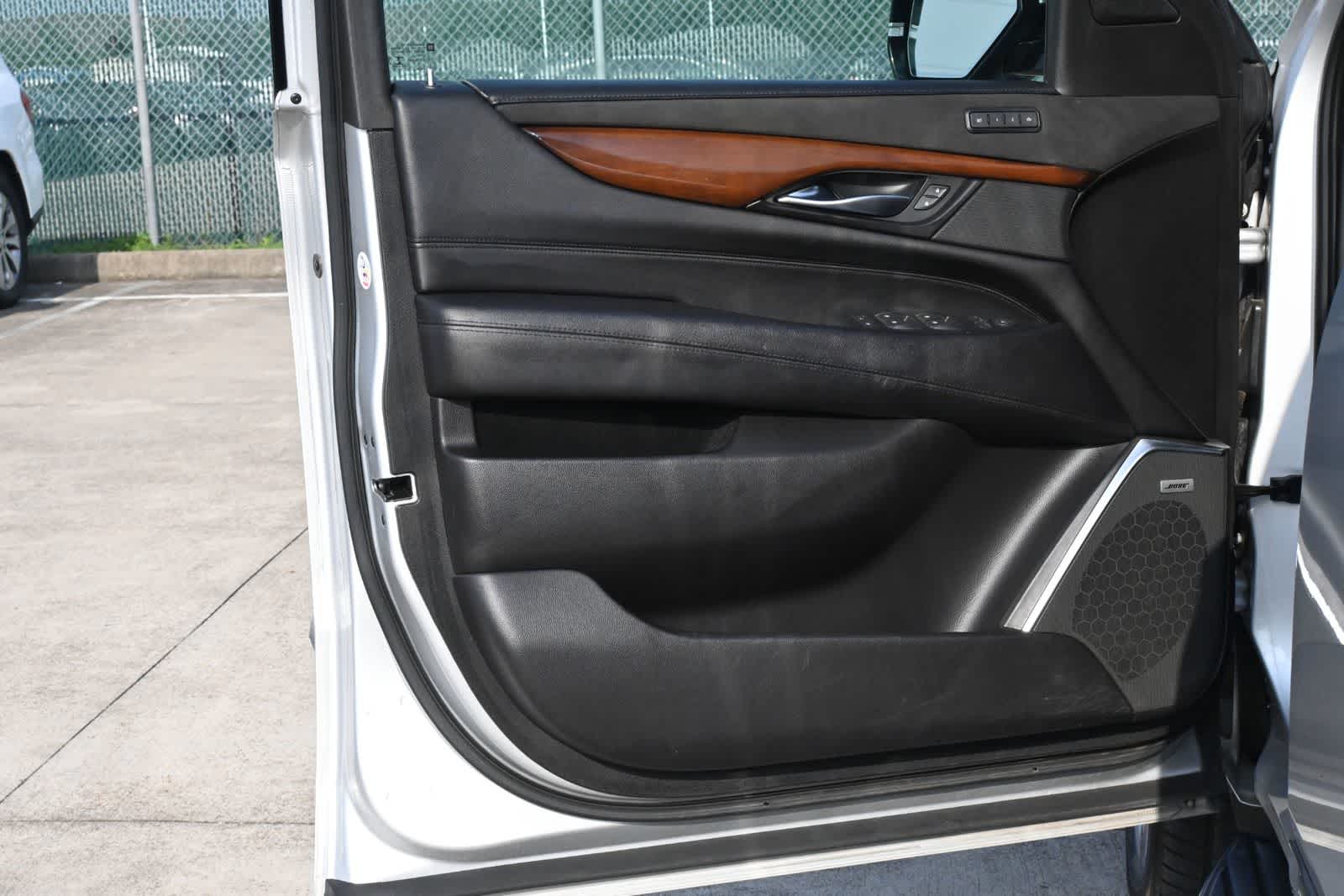 2019 Cadillac Escalade ESV Luxury