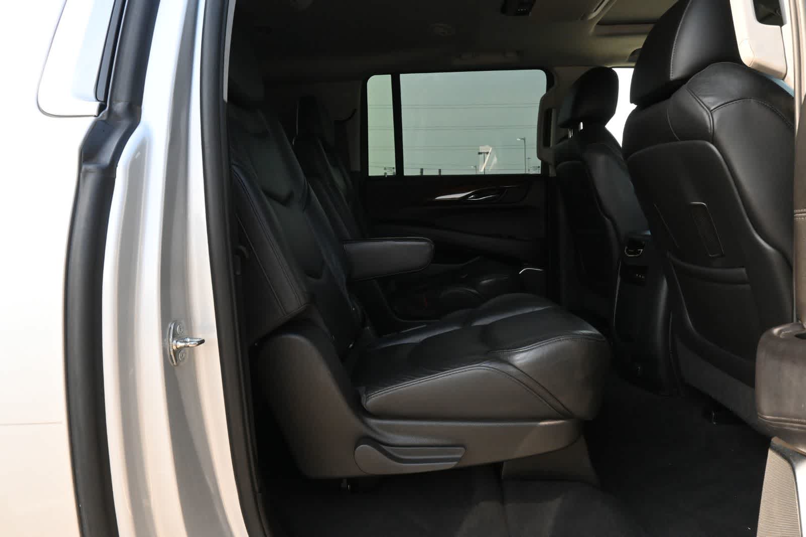 2019 Cadillac Escalade ESV Luxury