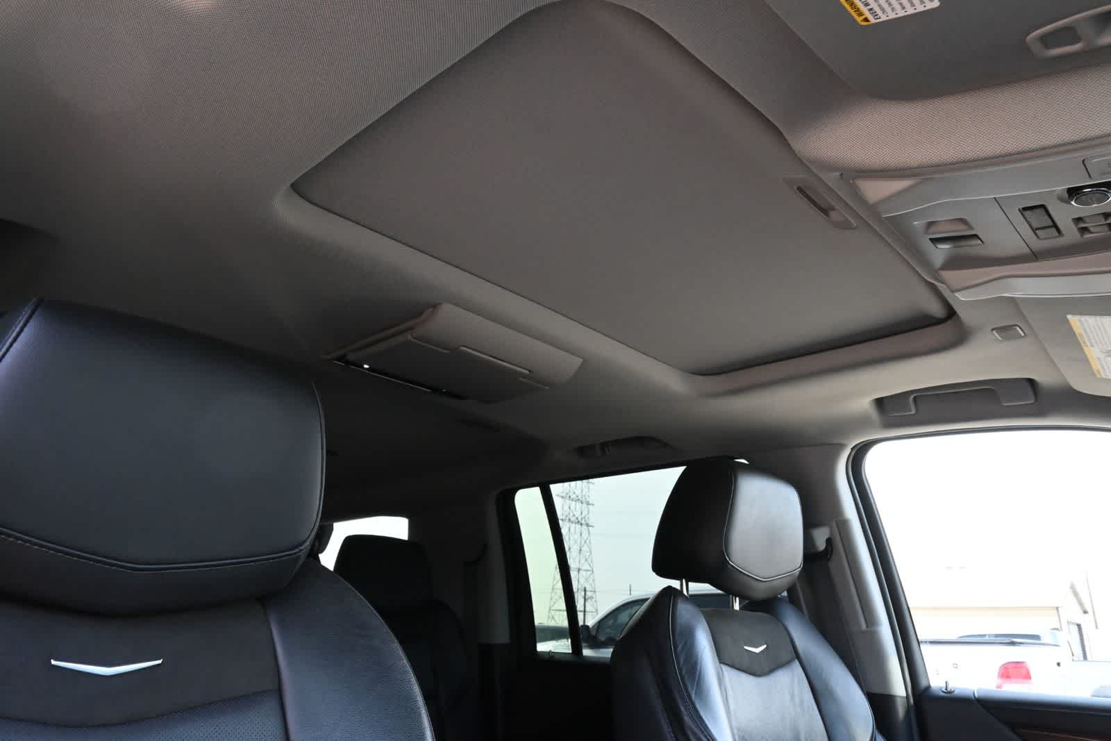 2019 Cadillac Escalade ESV Luxury