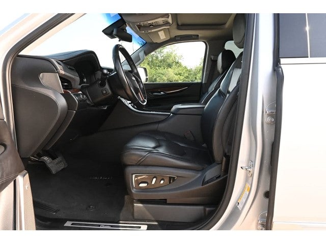 2019 Cadillac Escalade ESV Luxury