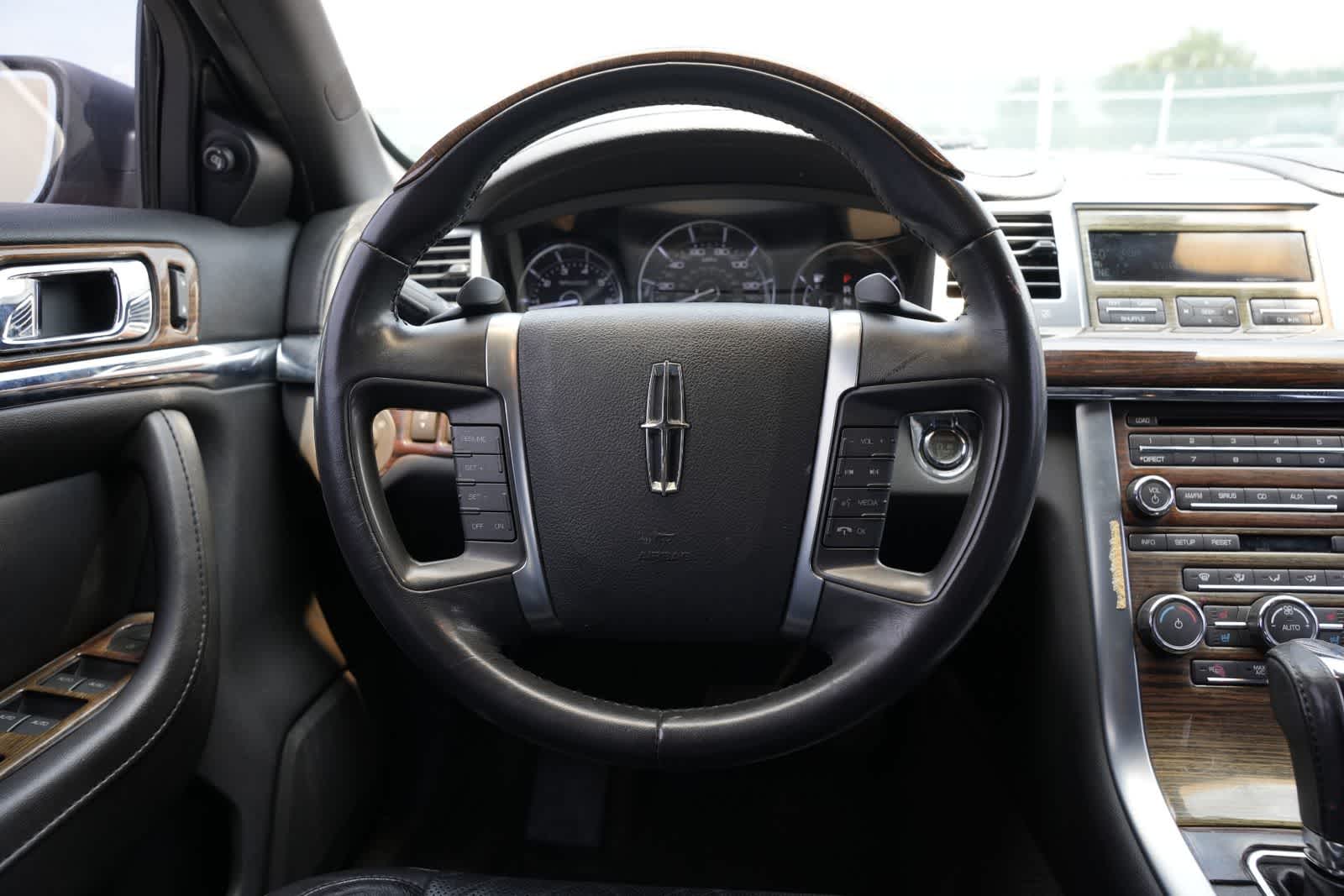 2011 Lincoln MKS 4dr Sdn 3.7L FWD