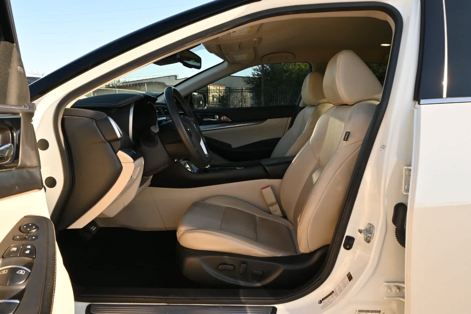 2020 Nissan Maxima SV