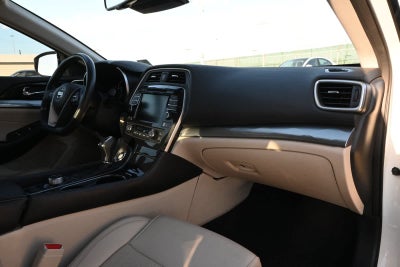 2020 Nissan Maxima SV