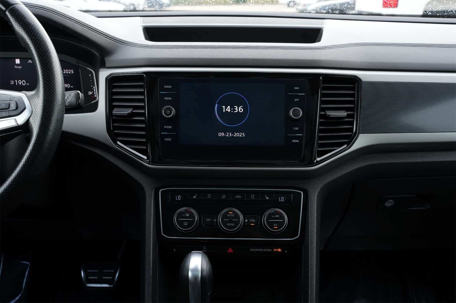 2020 Volkswagen Atlas Cross Sport 3.6L V6 SEL Premium R-Line