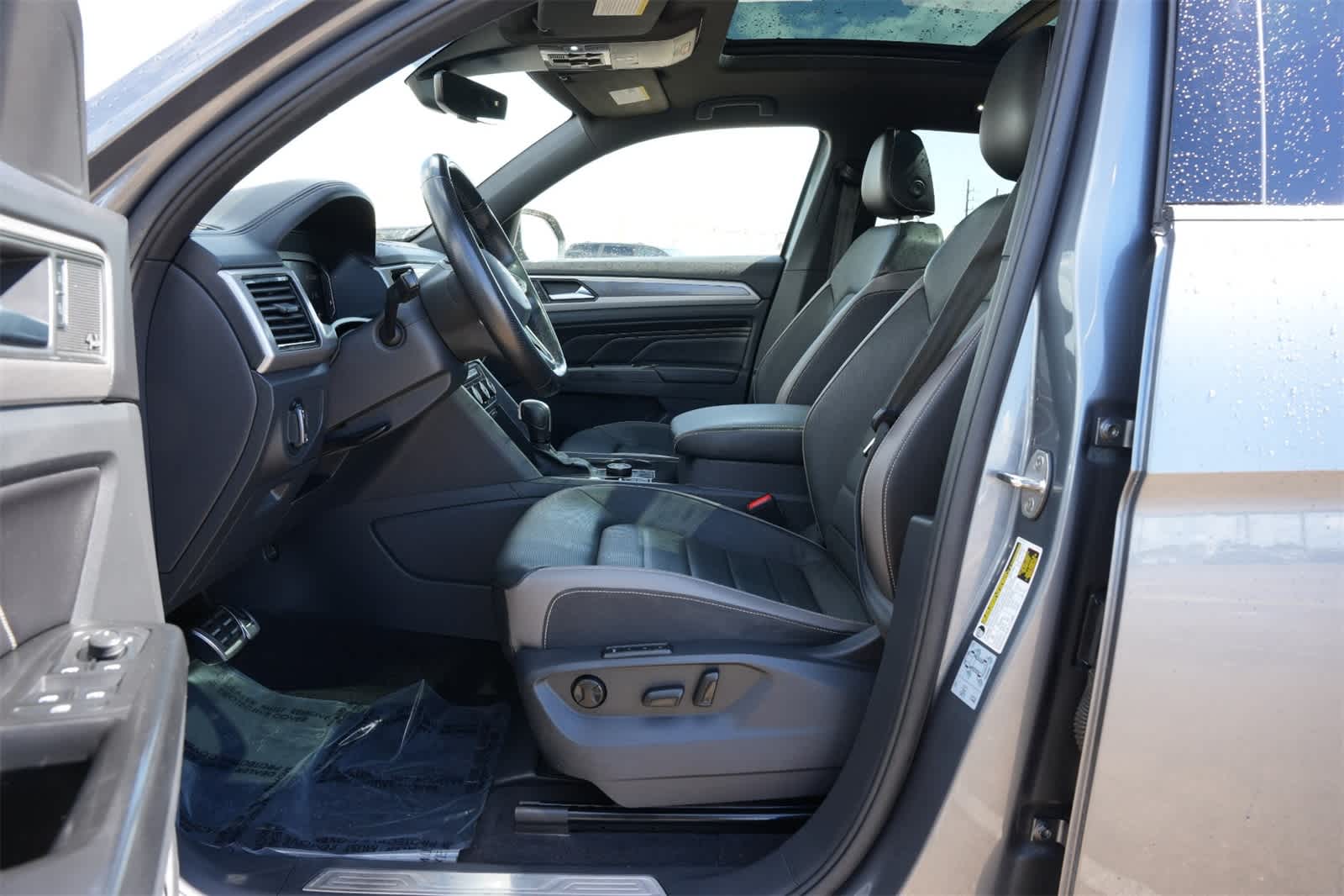 2020 Volkswagen Atlas Cross Sport 3.6L V6 SEL Premium R-Line