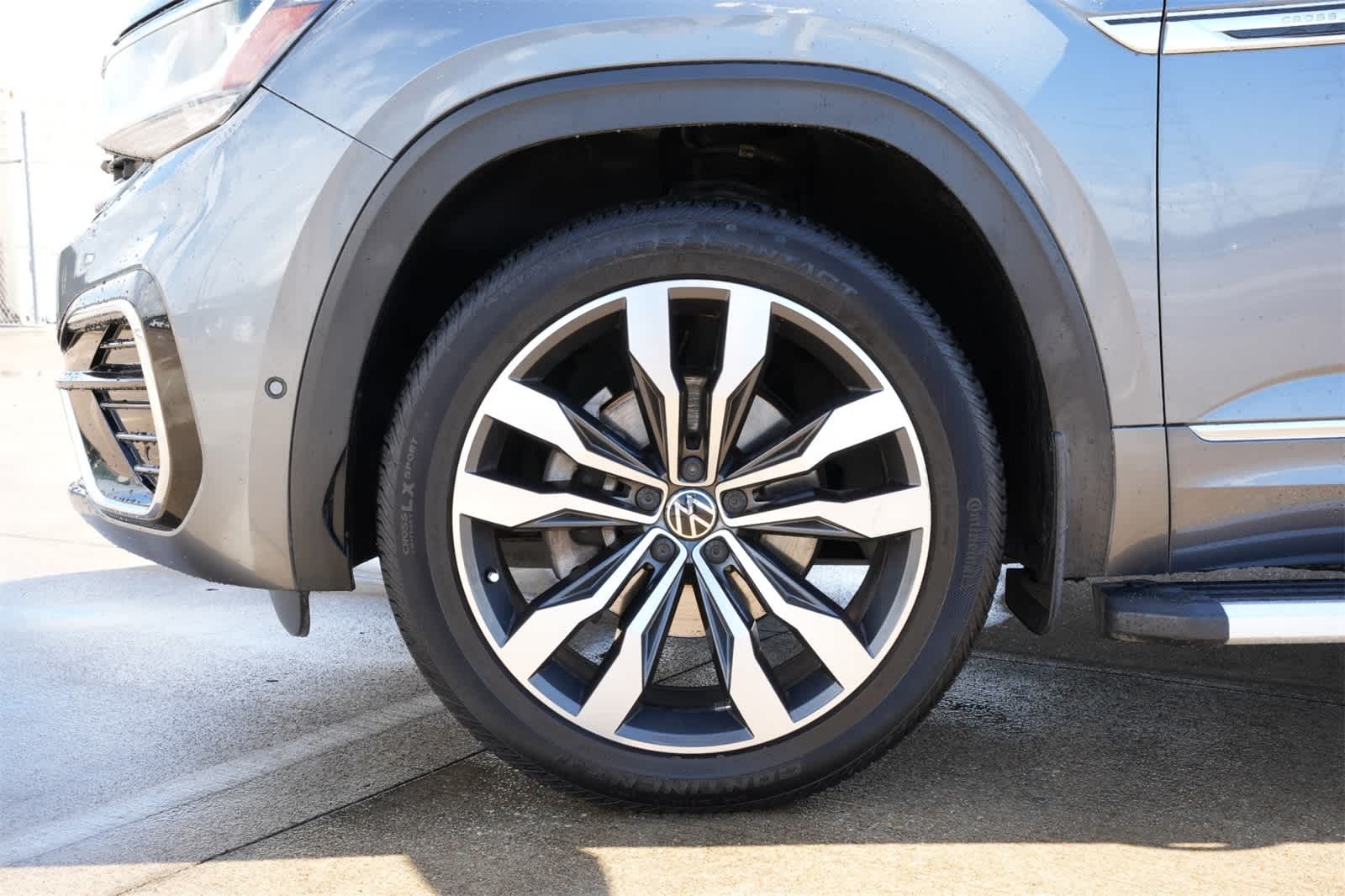 2020 Volkswagen Atlas Cross Sport 3.6L V6 SEL Premium R-Line