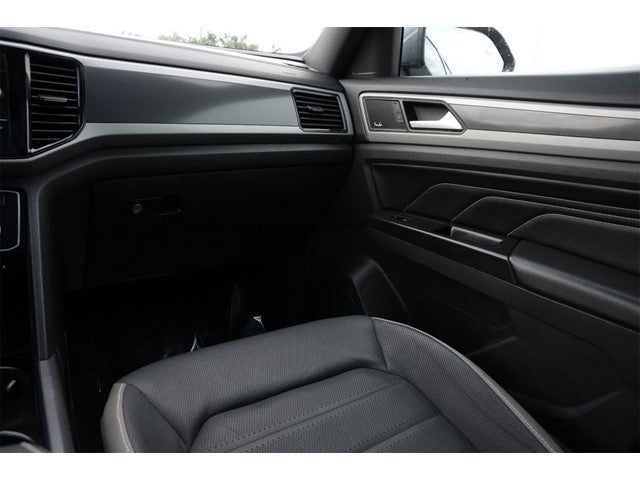 2020 Volkswagen Atlas Cross Sport 3.6L V6 SEL Premium R-Line