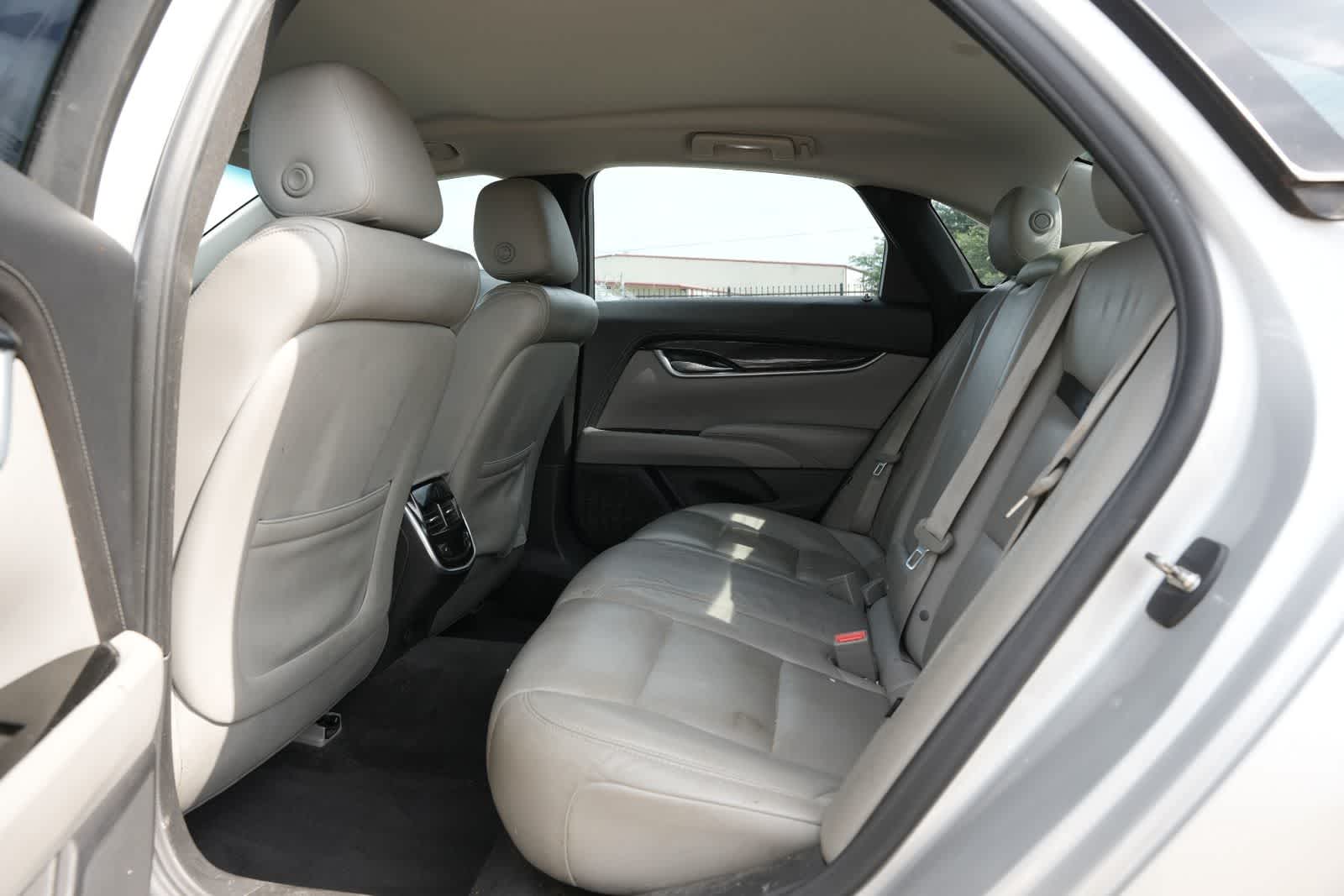 2016 Cadillac XTS Luxury Collection