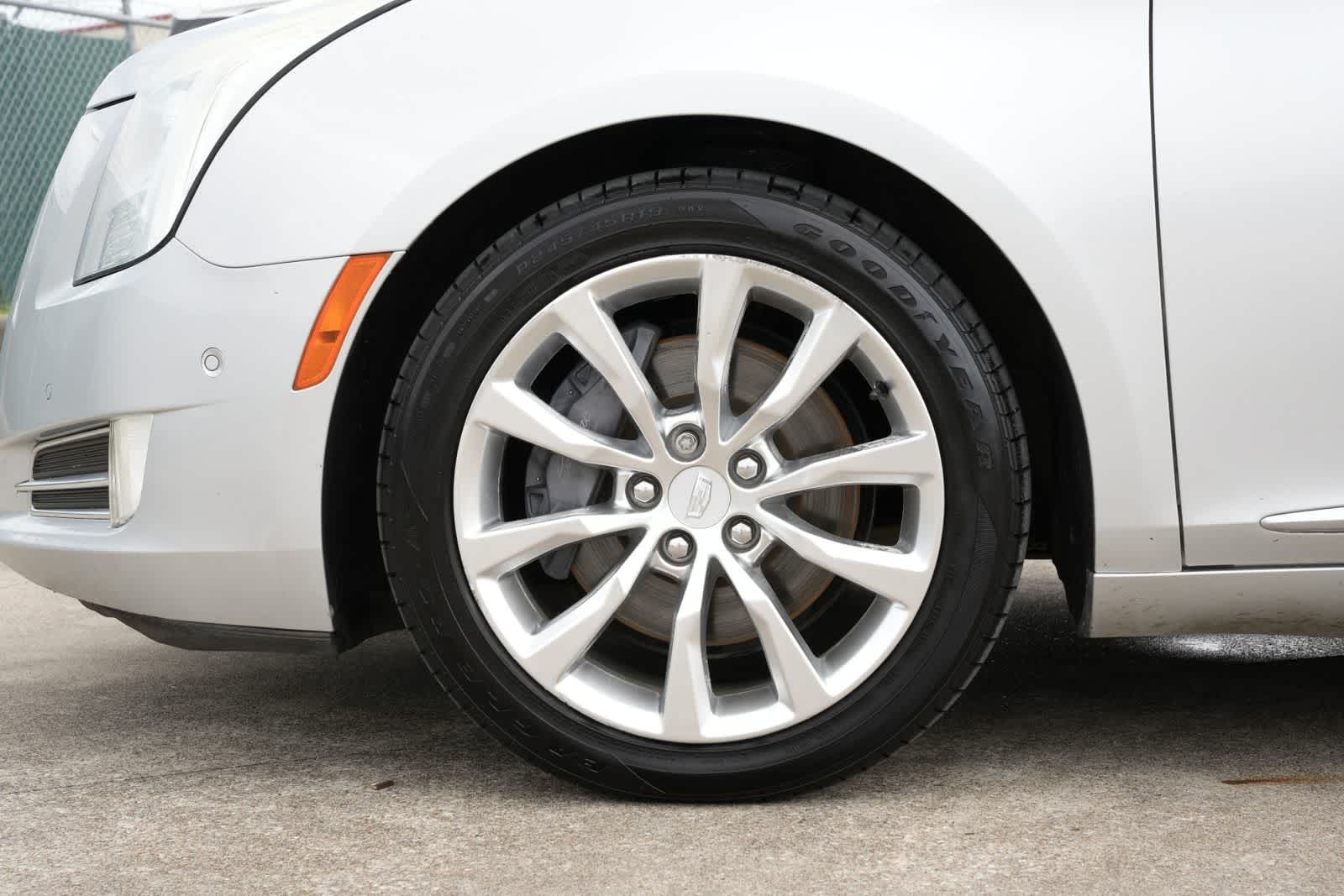 2016 Cadillac XTS Luxury Collection