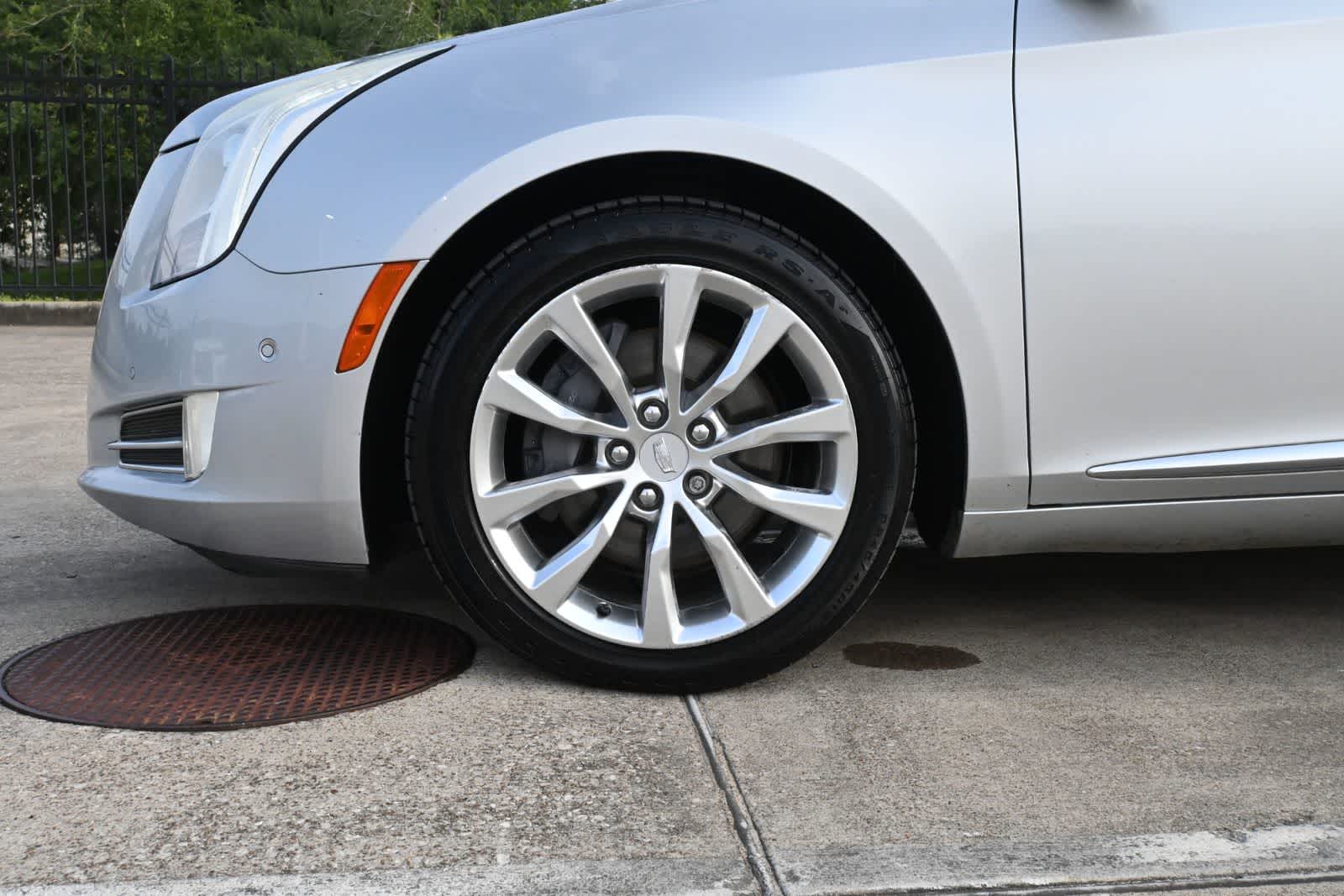 2016 Cadillac XTS Luxury Collection
