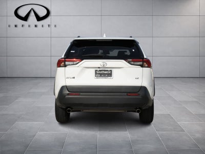 2019 Toyota RAV4 LE