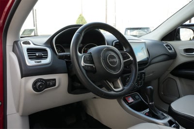 2018 Jeep Compass Latitude w/Sun/Wheel Pkg