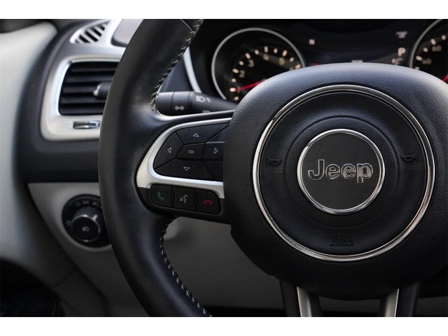 2018 Jeep Compass Latitude w/Sun/Wheel Pkg