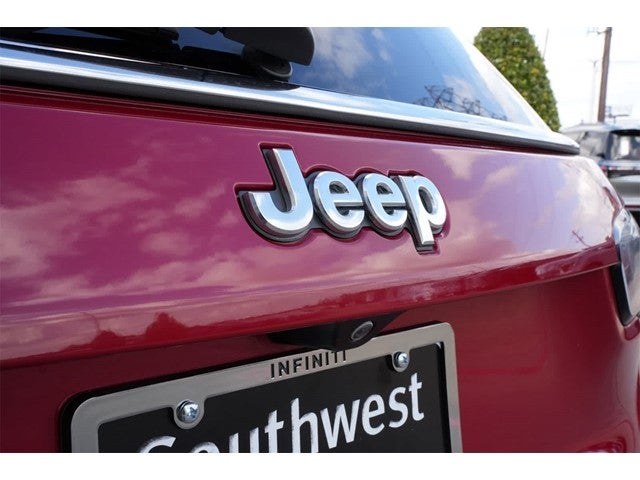 2018 Jeep Compass Latitude w/Sun/Wheel Pkg