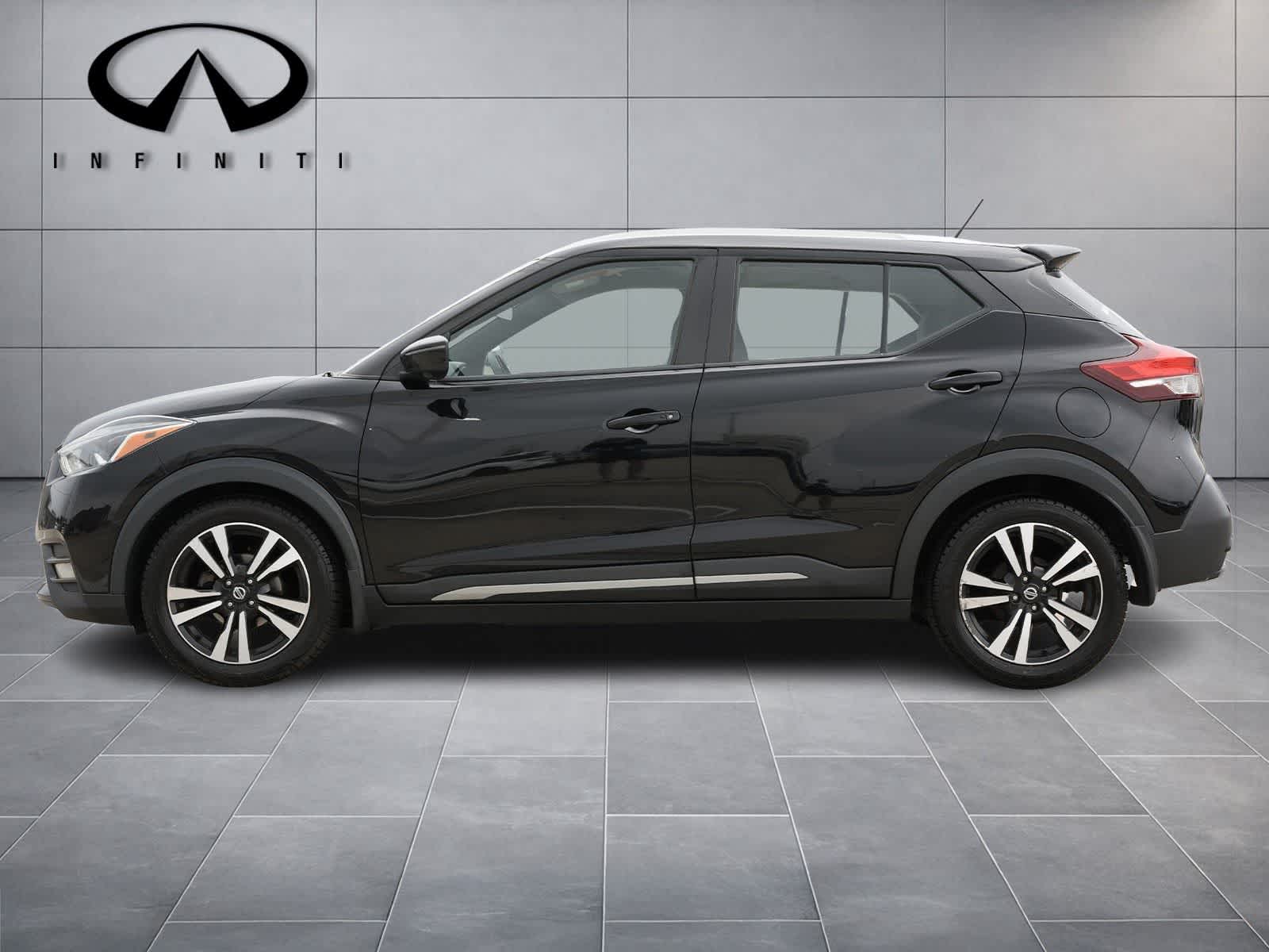 2020 Nissan Kicks SR