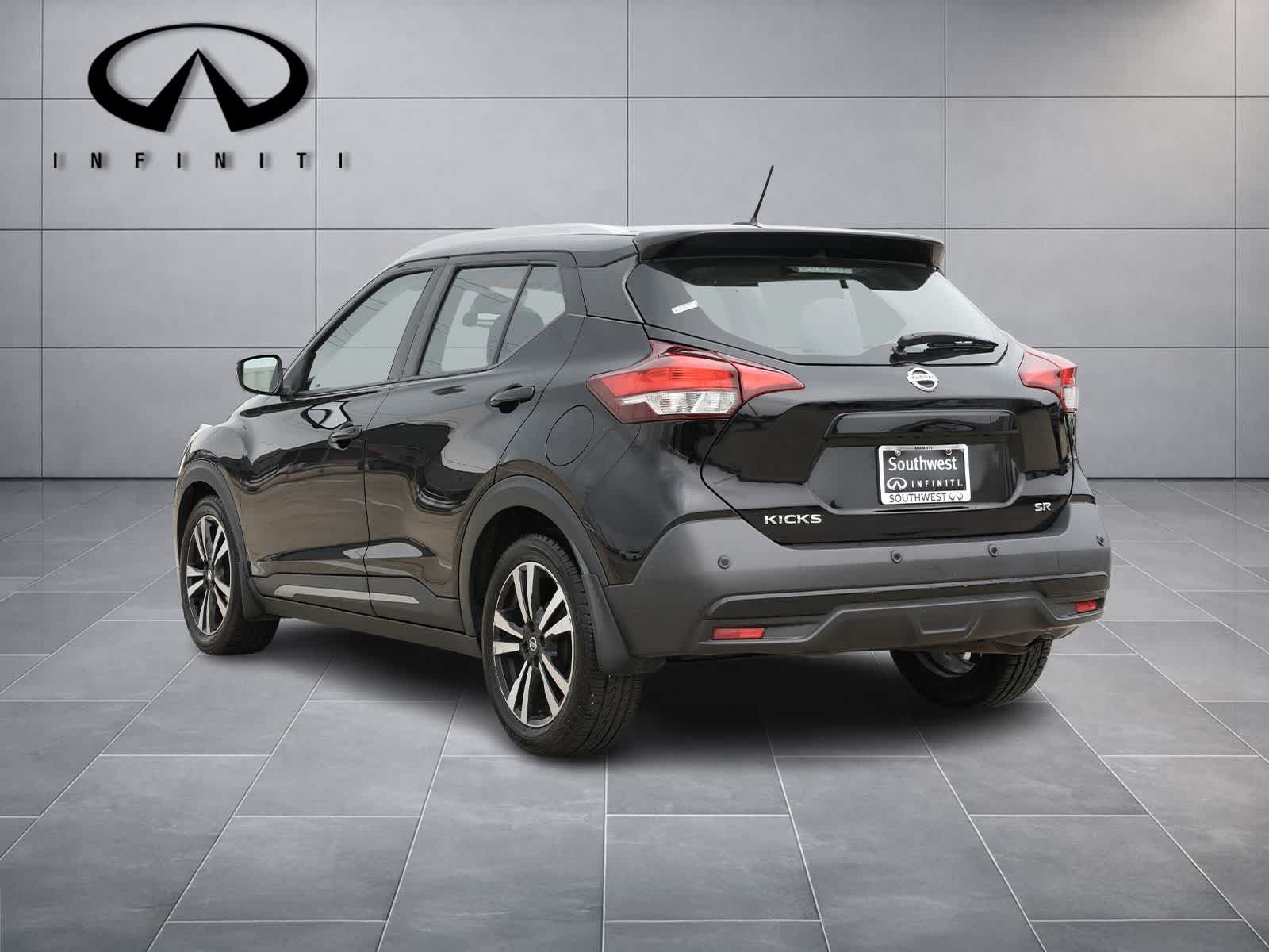 2020 Nissan Kicks SR