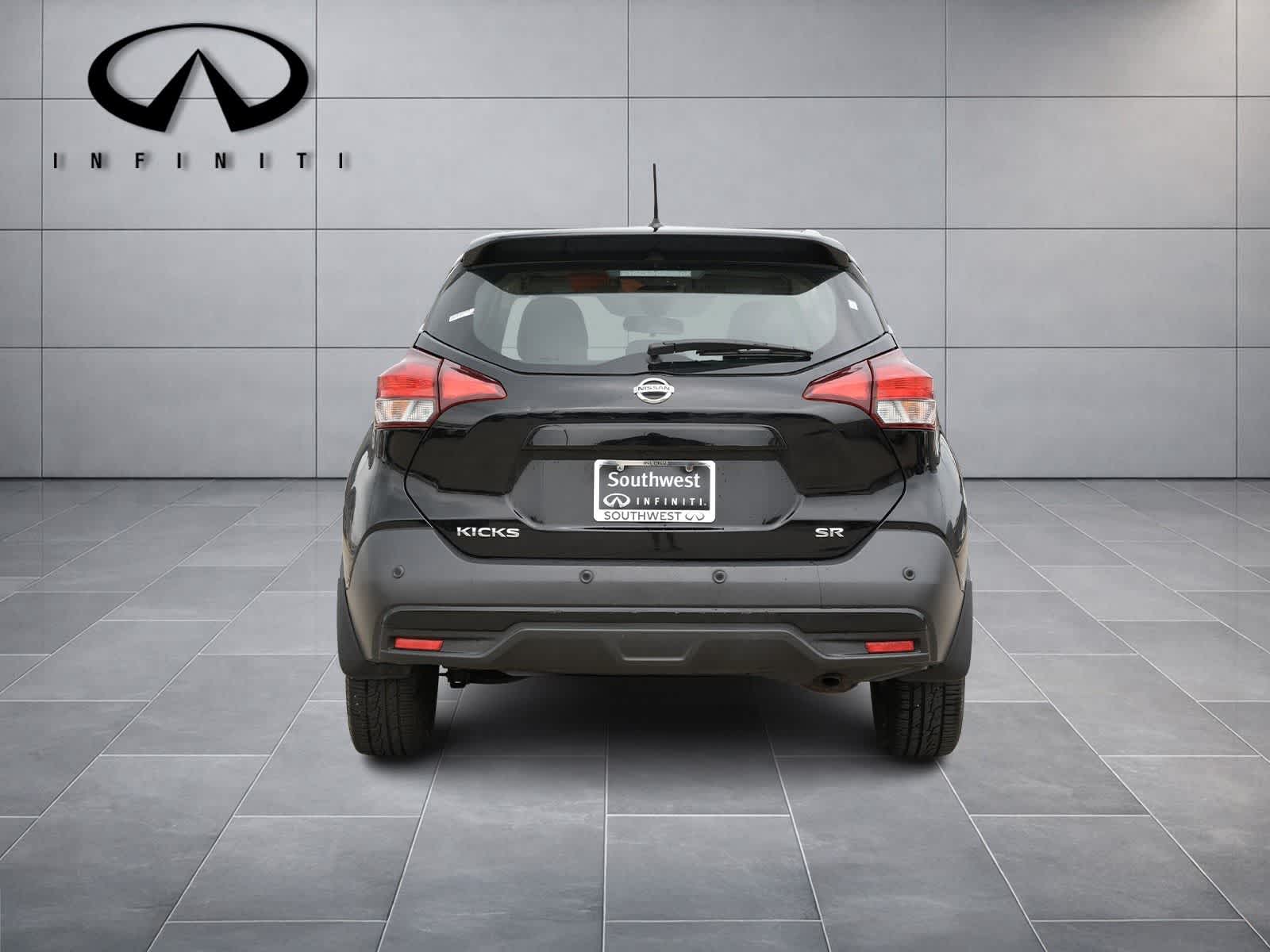 2020 Nissan Kicks SR