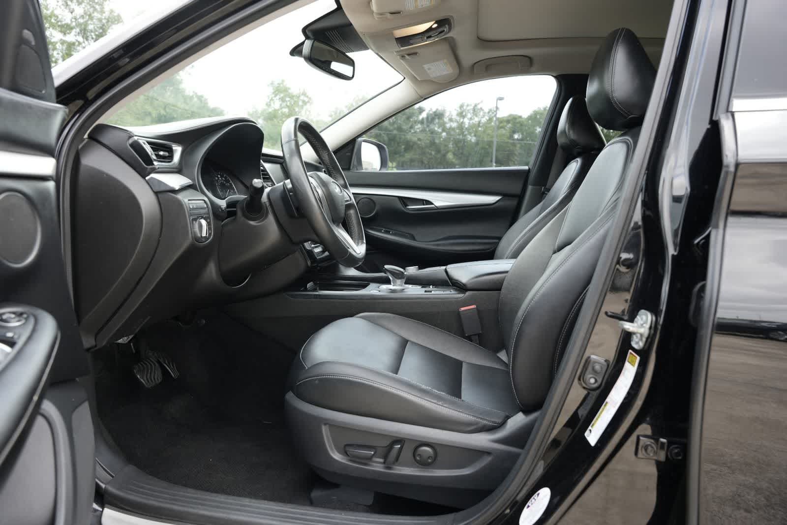 2021 INFINITI QX50 LUXE