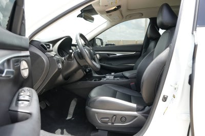 2023 INFINITI QX50 LUXE