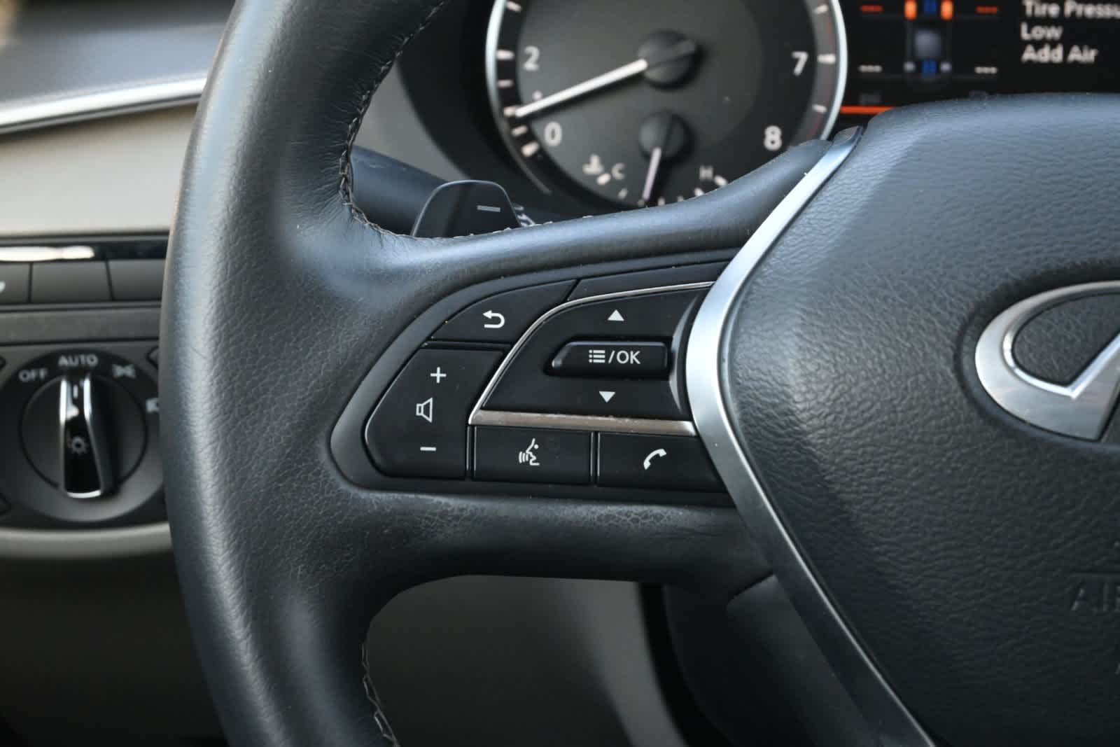 2023 INFINITI QX50 LUXE