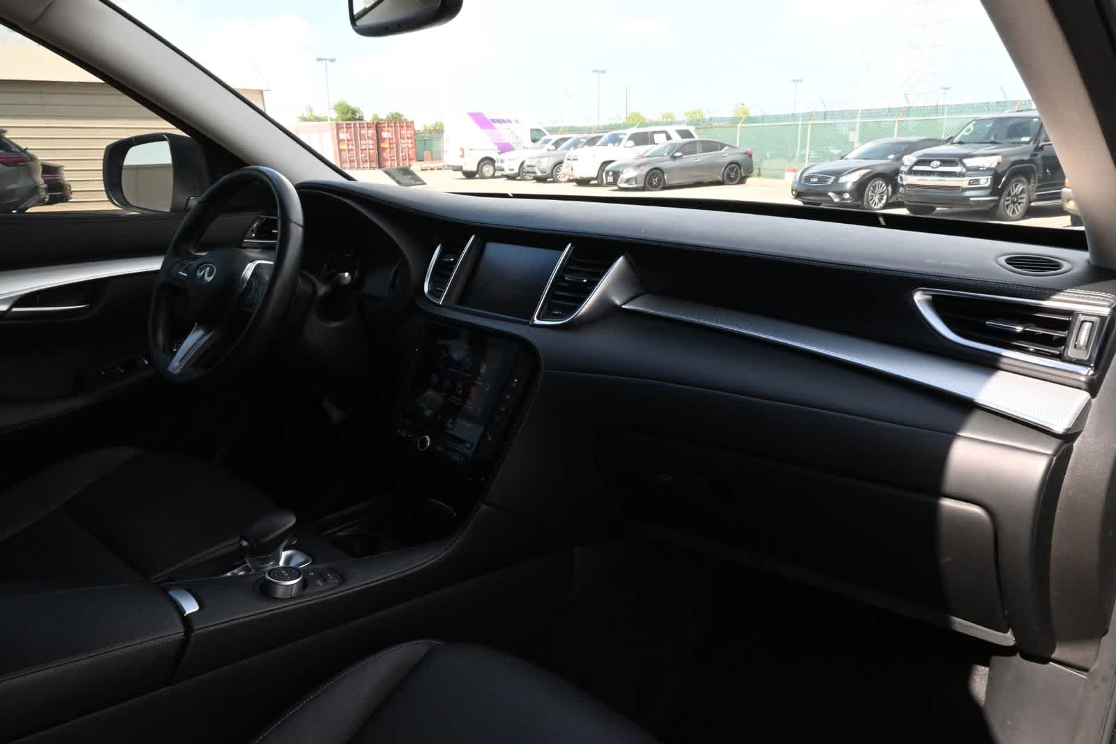 2021 INFINITI QX50 LUXE