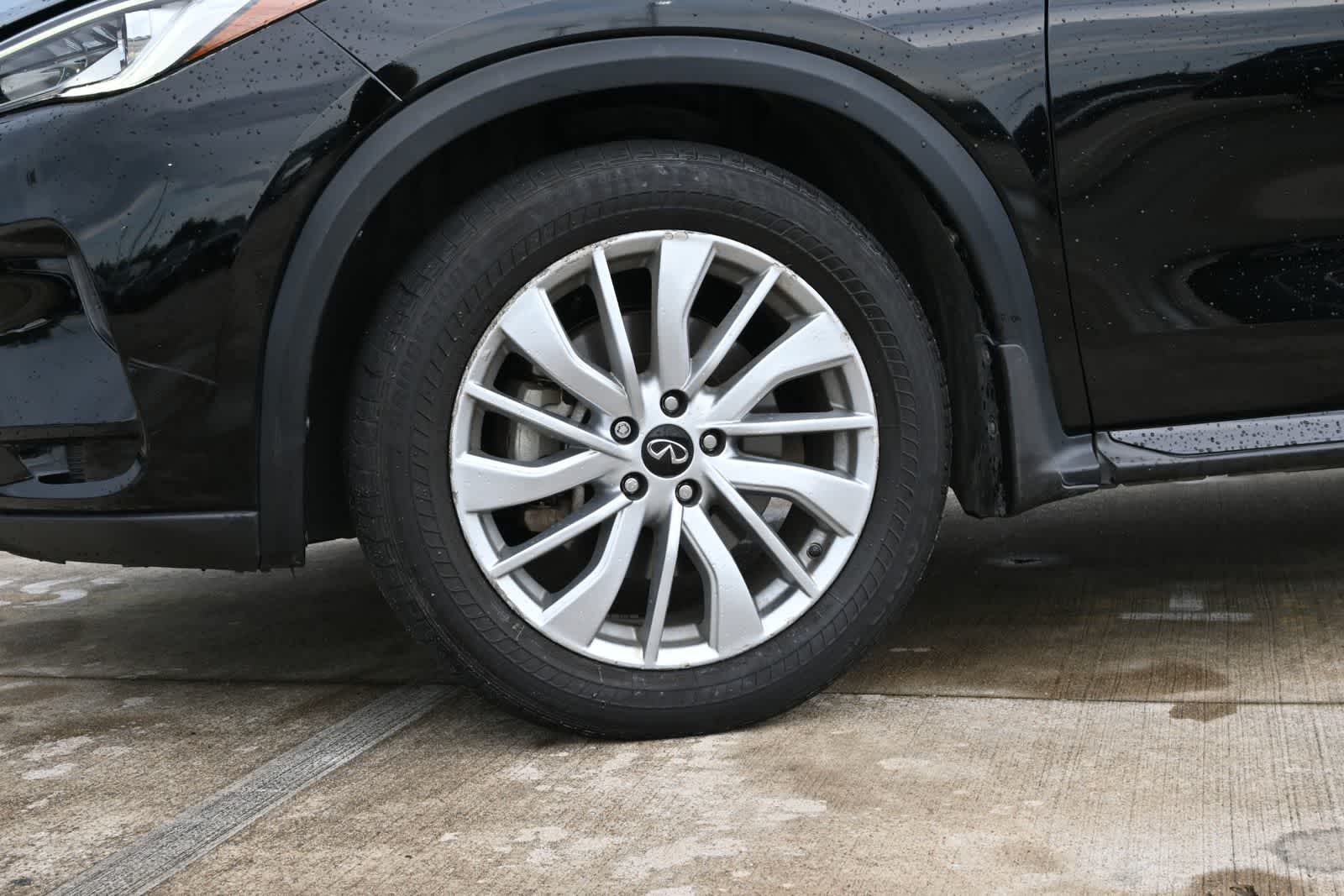 2024 INFINITI QX50 LUXE