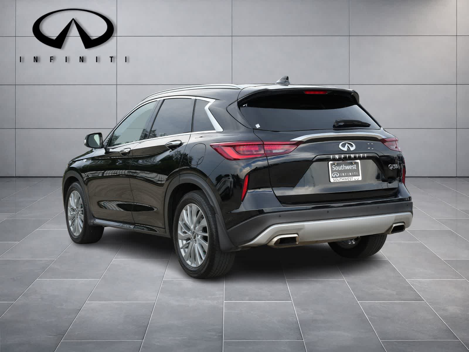 2023 INFINITI QX50 LUXE