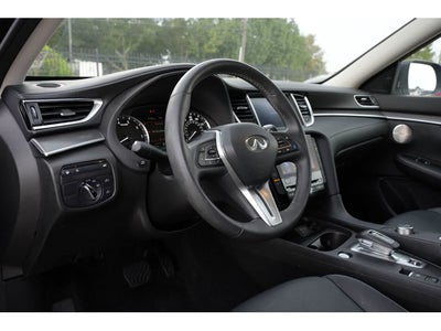 2023 INFINITI QX50 LUXE