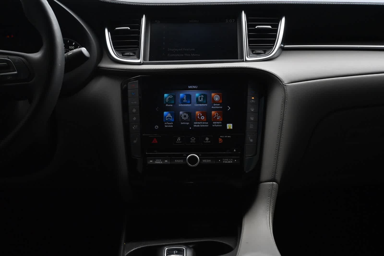 2023 INFINITI QX50 LUXE