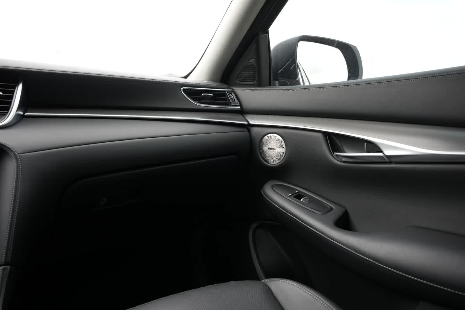 2023 INFINITI QX50 LUXE