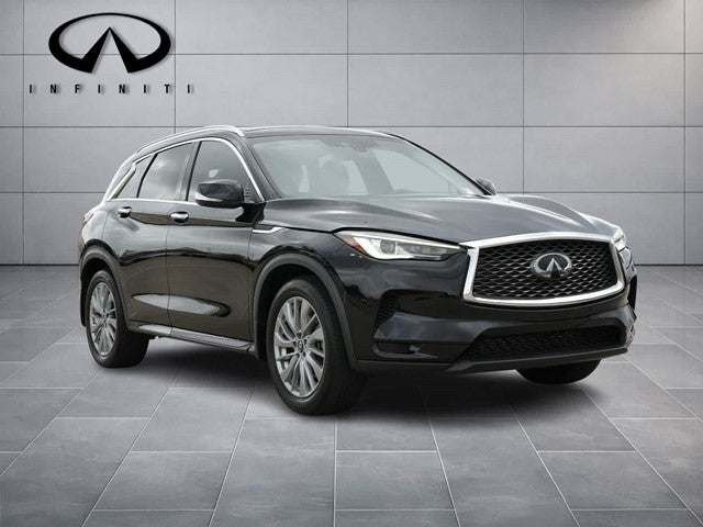 2023 INFINITI QX50 LUXE