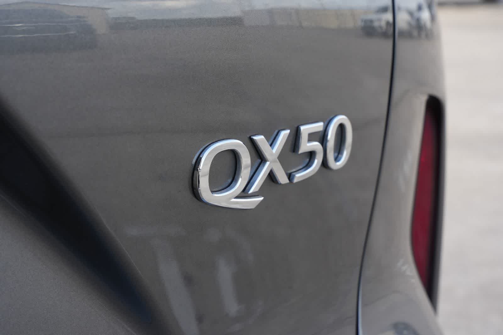 2023 INFINITI QX50 LUXE