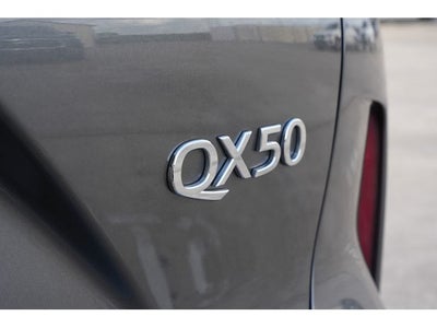 2023 INFINITI QX50 LUXE