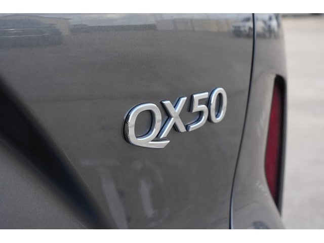 2023 INFINITI QX50 LUXE