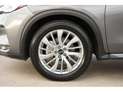 2023 INFINITI QX50 LUXE