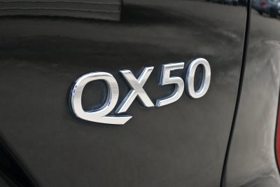 2023 INFINITI QX50 LUXE
